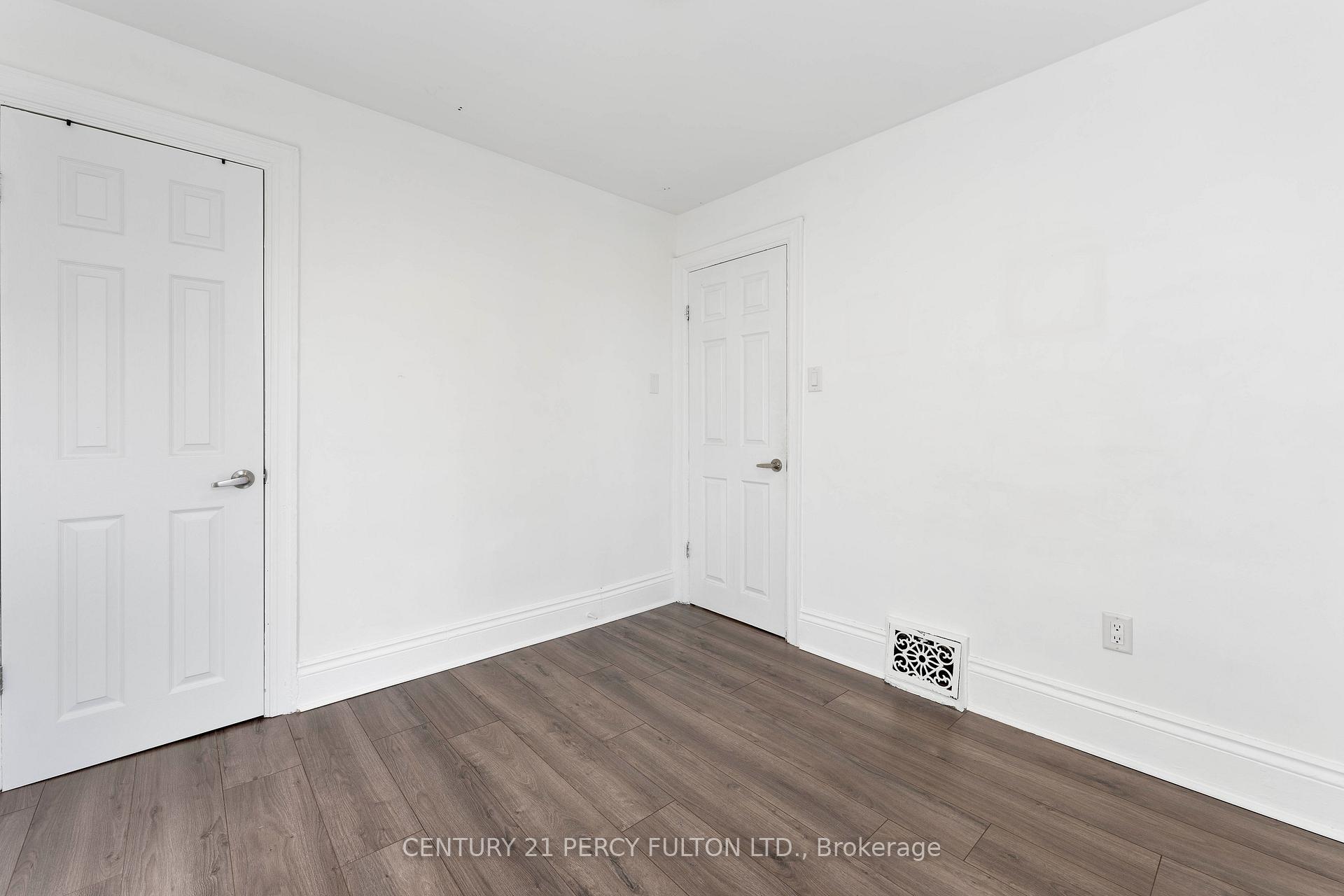 Photo 27 of 732 Cannon Street, Hamilton, Gibson — HOMEH