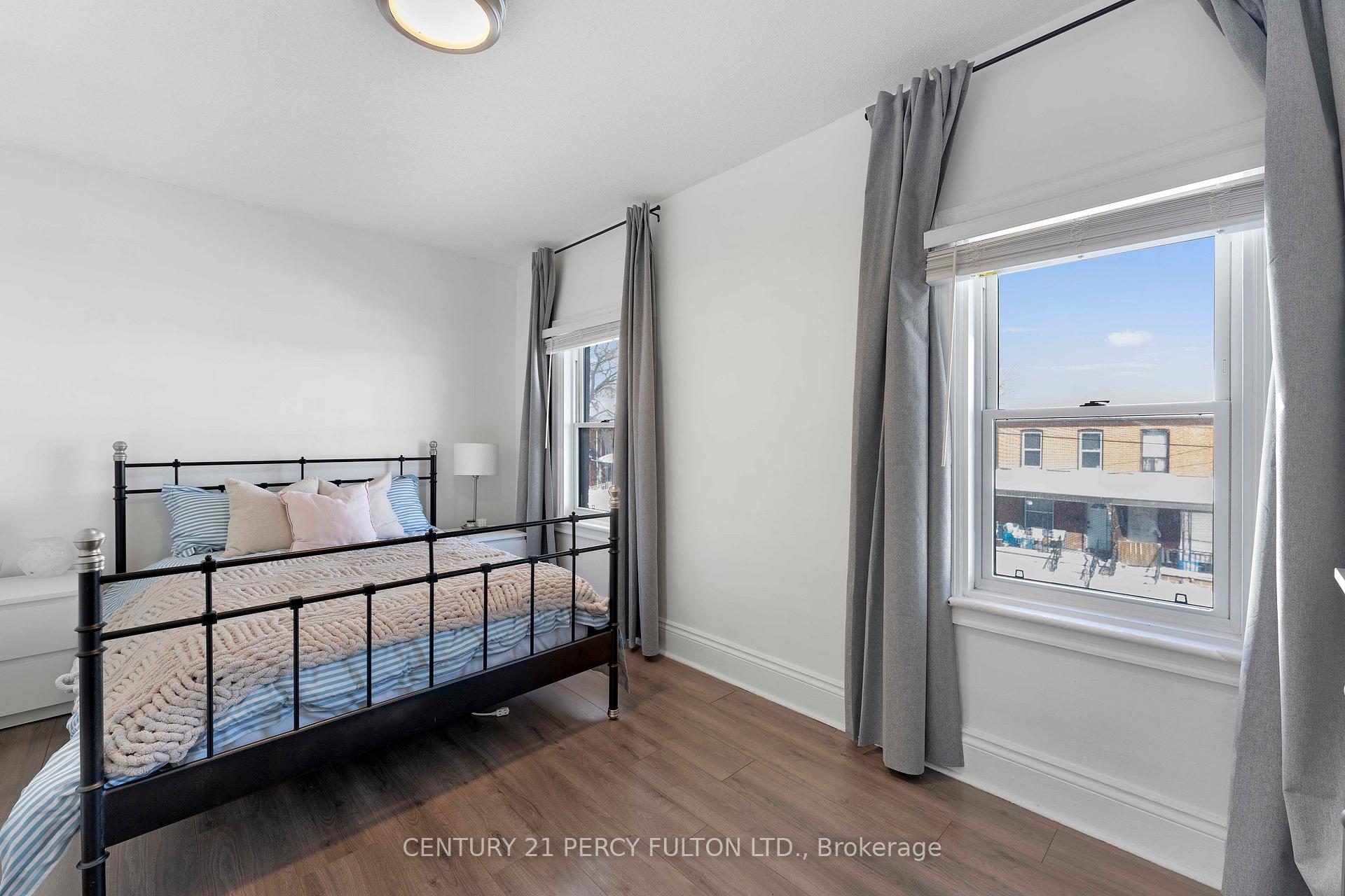 Photo 20 of 732 Cannon Street, Hamilton, Gibson — HOMEH