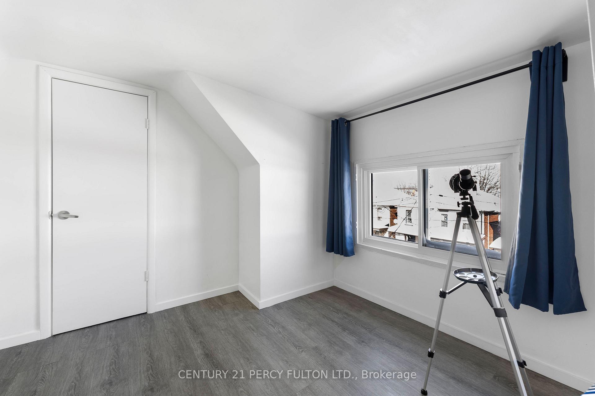 Photo 34 of 732 Cannon Street, Hamilton, Gibson — HOMEH
