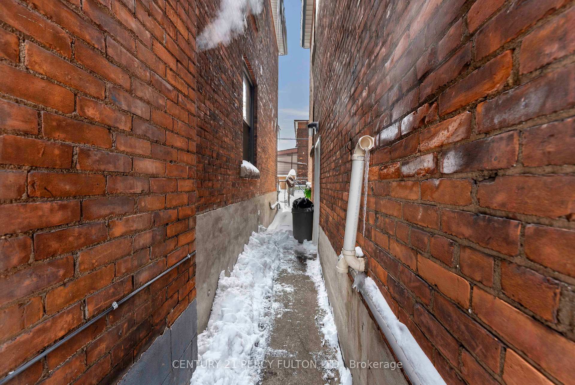 Photo 14 of 732 Cannon Street, Hamilton, Gibson — HOMEH