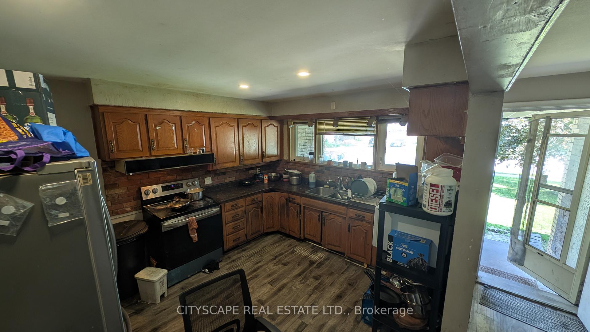 Photo 5 of 109 Noecker Street, Waterloo — HOMEH