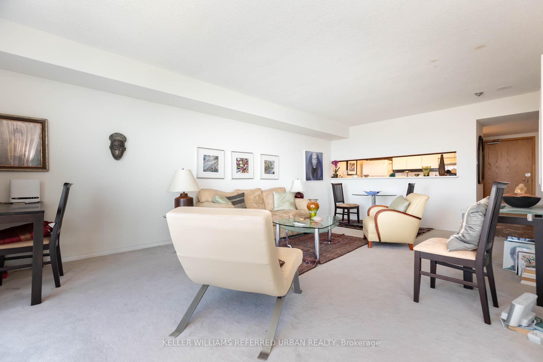 Photo 2 of Unit 2910, 77 Harbour Square, Toronto, Waterfront Communities — HOMEH