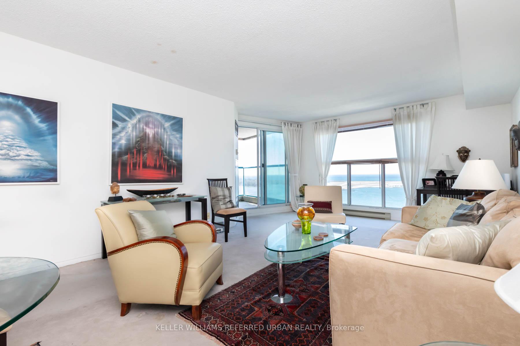 Photo 3 of Unit 2910, 77 Harbour Square, Toronto, Waterfront Communities — HOMEH