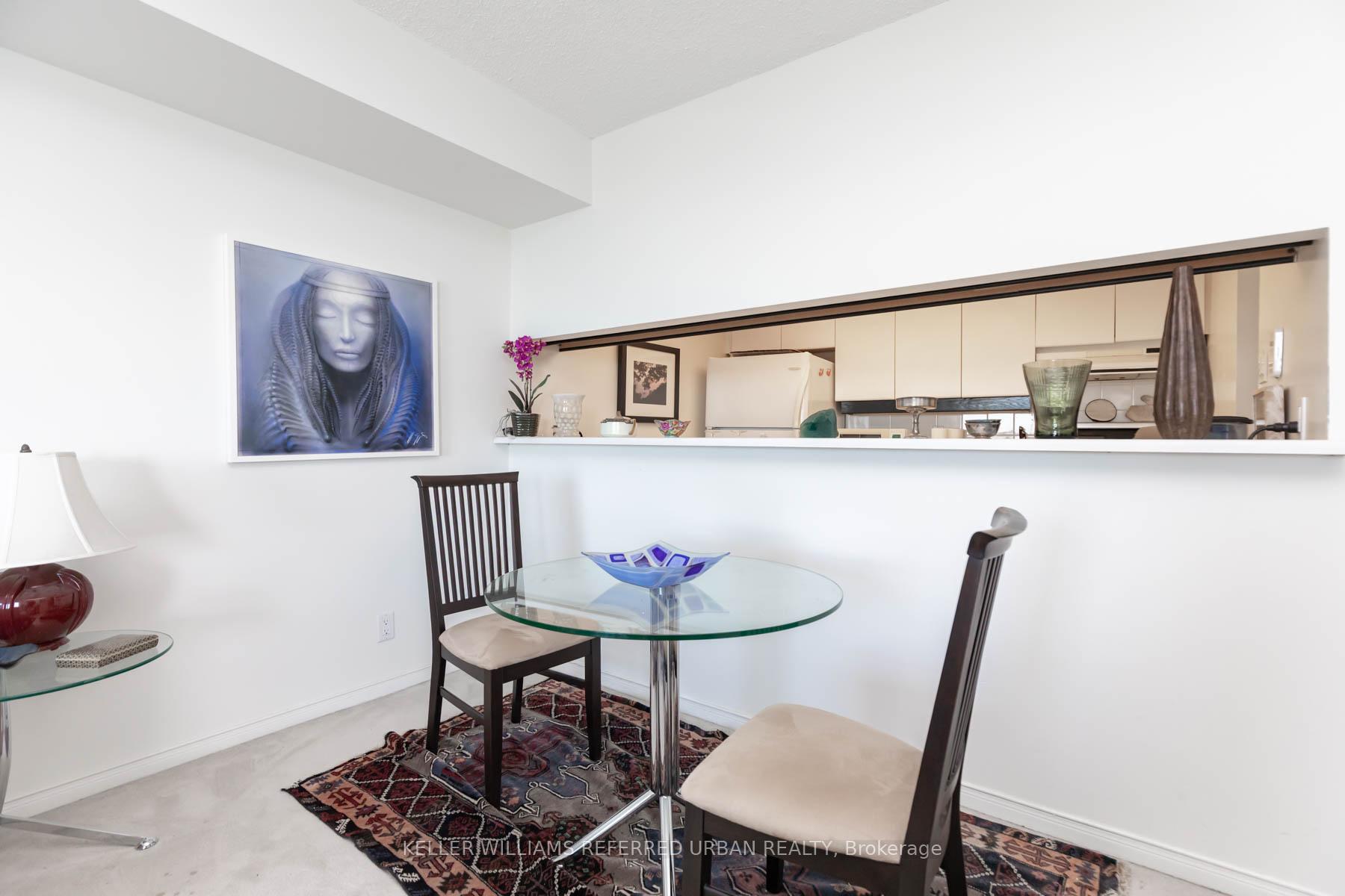 Photo 12 of Unit 2910, 77 Harbour Square, Toronto, Waterfront Communities — HOMEH