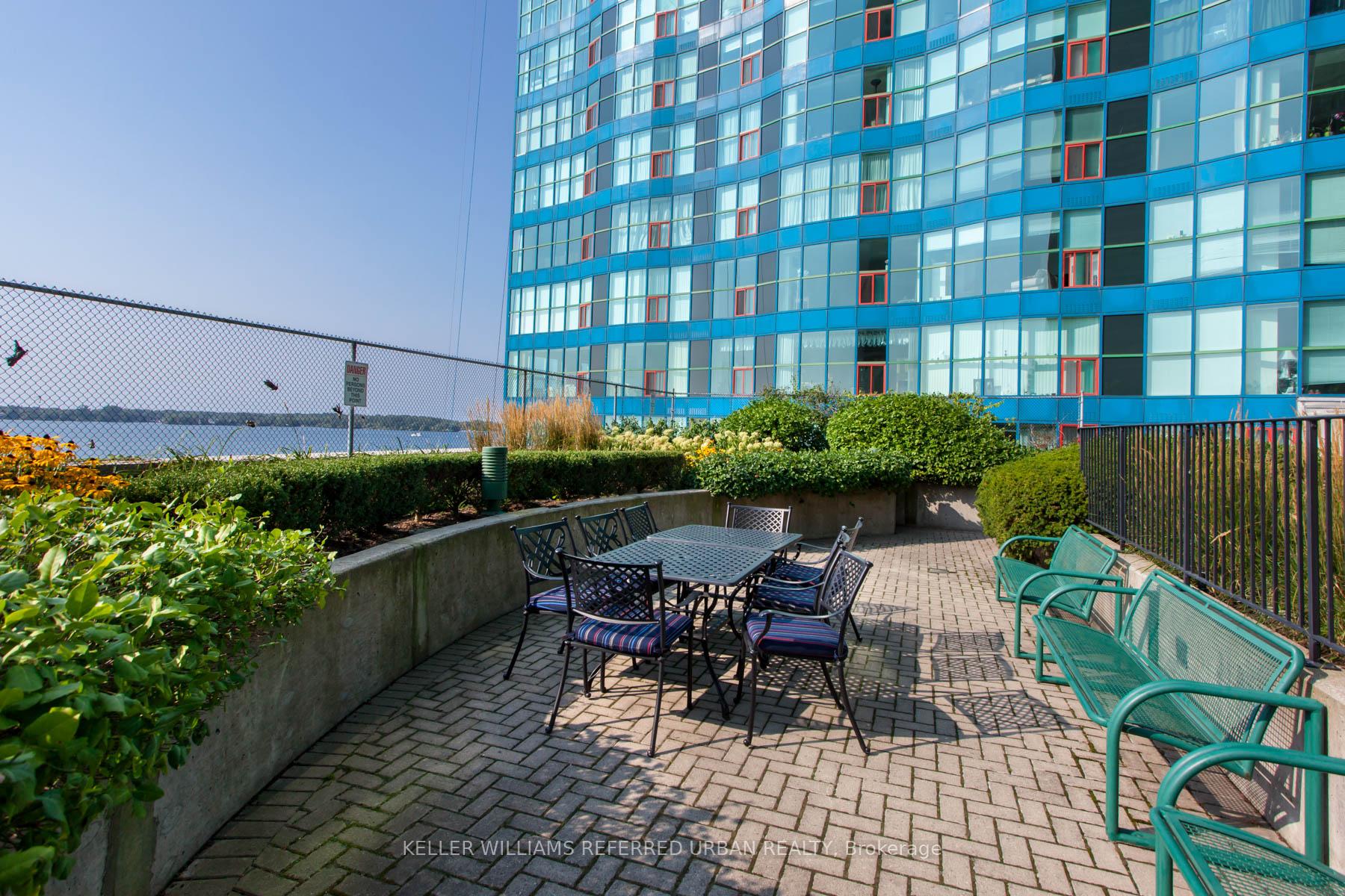 Photo 18 of Unit 2910, 77 Harbour Square, Toronto, Waterfront Communities — HOMEH
