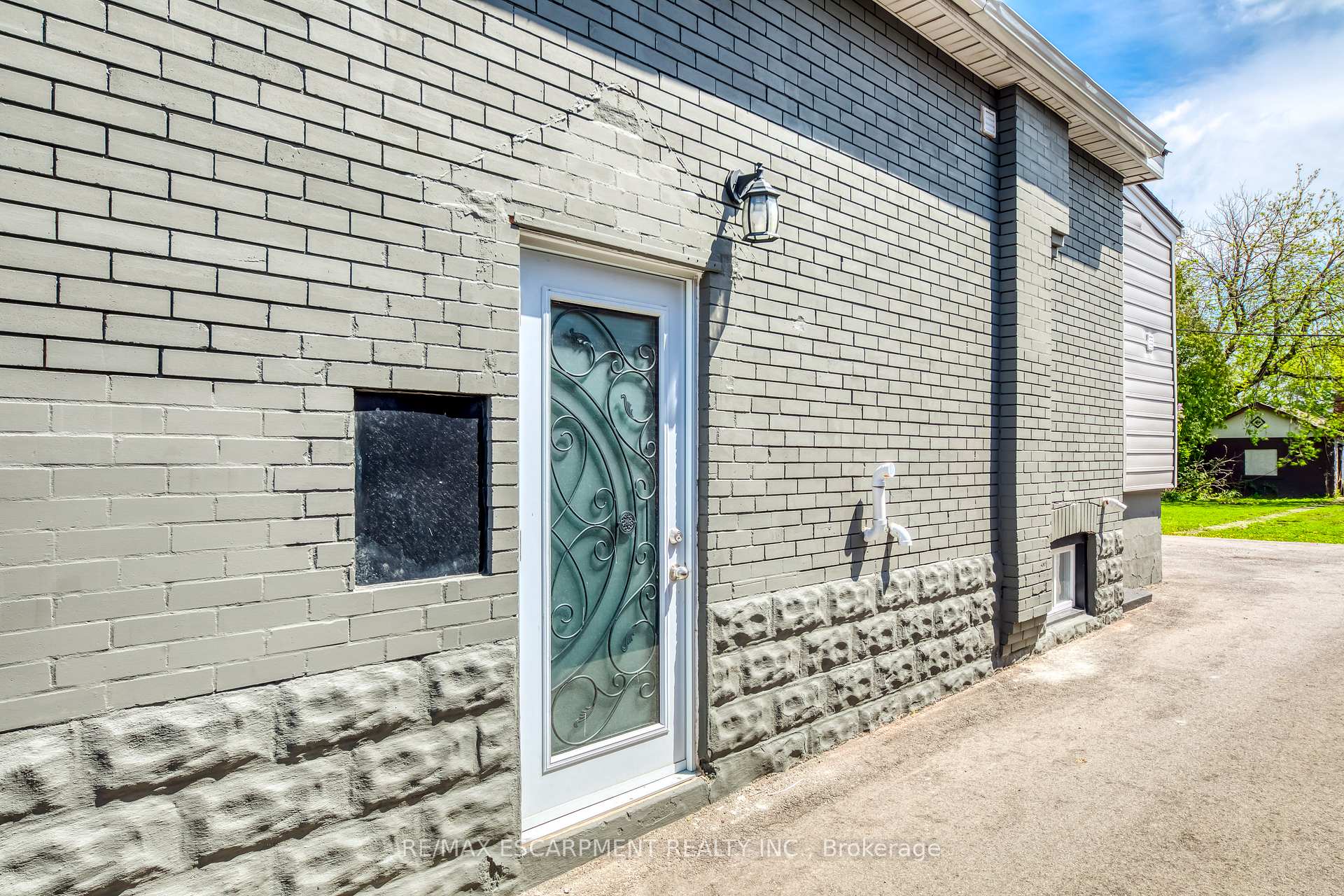 Photo 39 of 176 Garside Avenue N, Hamilton, Homeside — HOMEH
