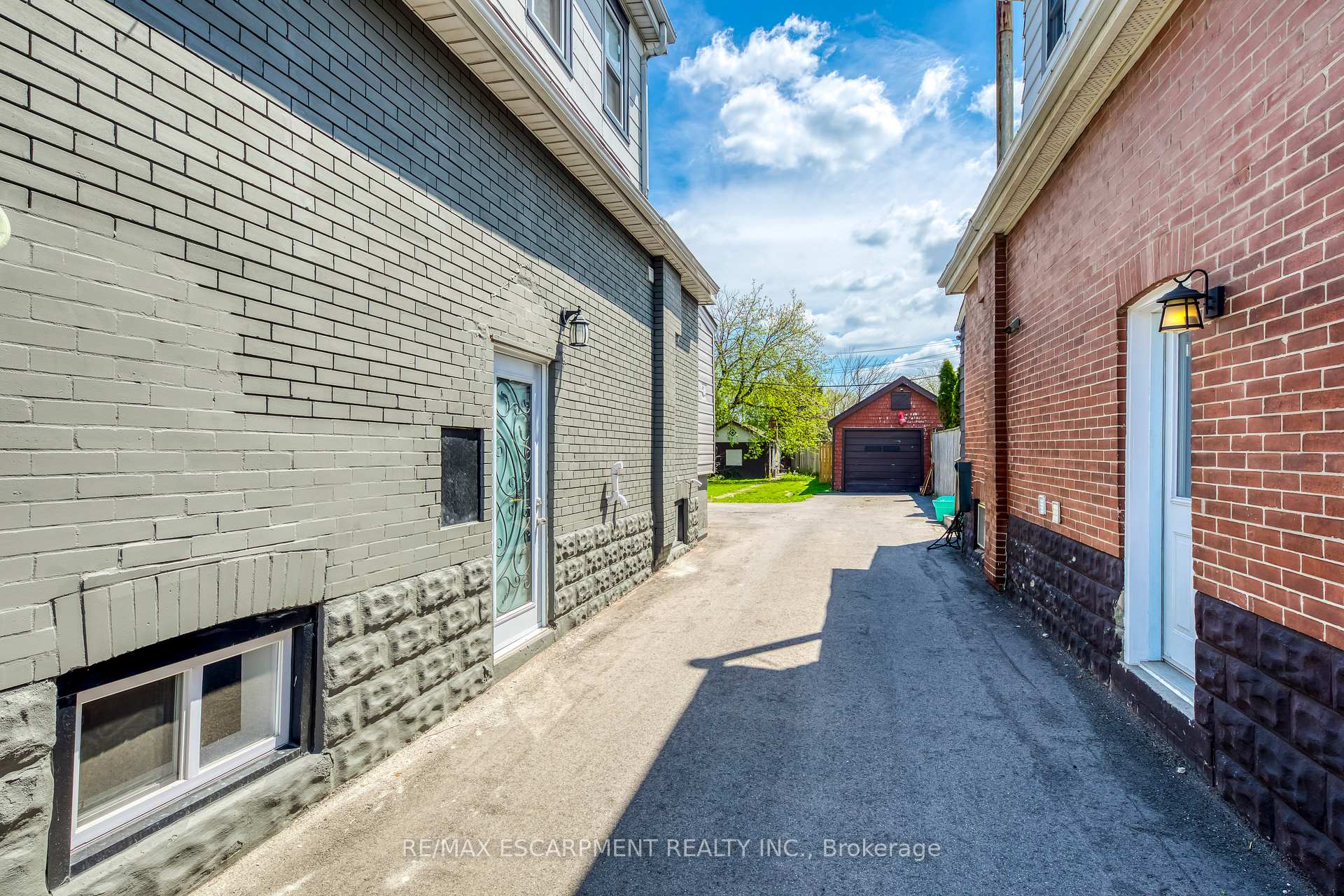 Photo 41 of 176 Garside Avenue N, Hamilton, Homeside — HOMEH