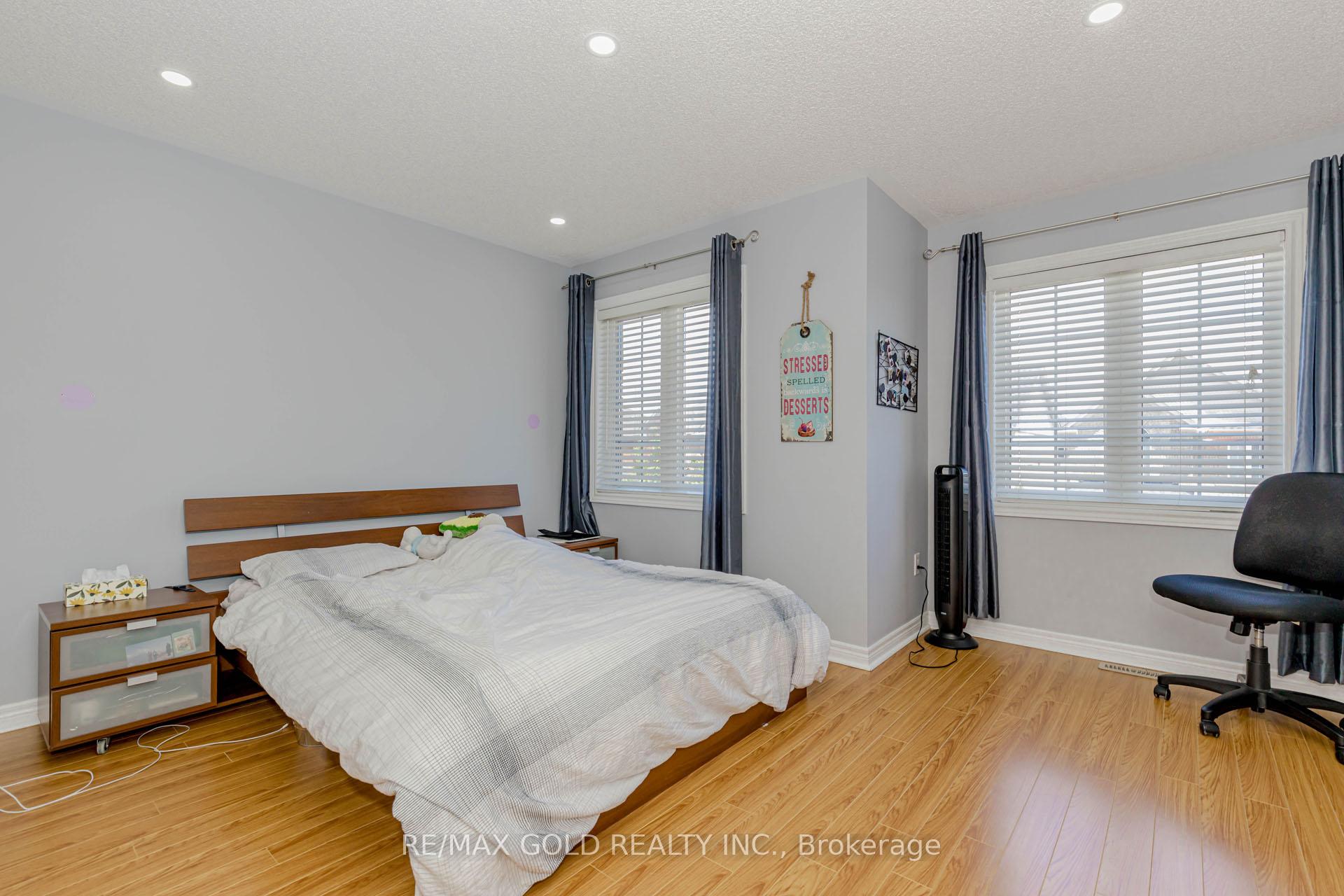 Photo 24 of 24 Frostbite Lane, Brampton, Sandringham-Wellington — HOMEH
