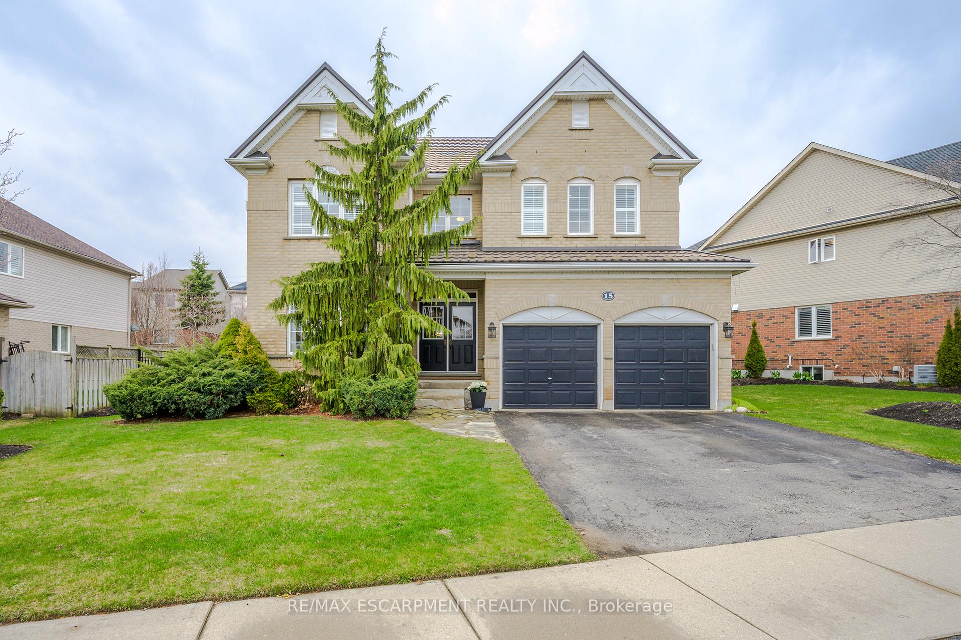Photo 1 of 15 Buerkle Court, Kitchener — HOMEH