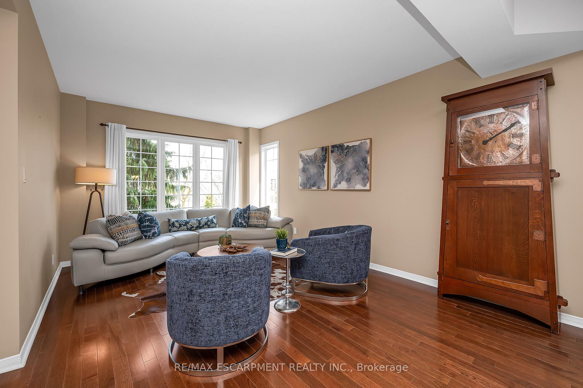 Photo 33 of 15 Buerkle Court, Kitchener — HOMEH