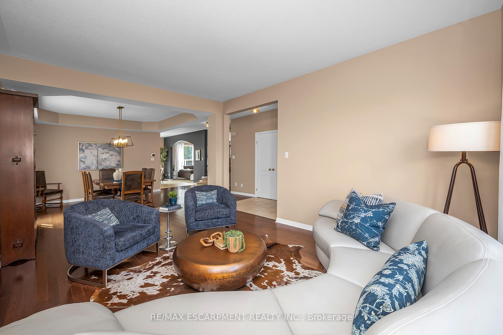 Photo 37 of 15 Buerkle Court, Kitchener — HOMEH
