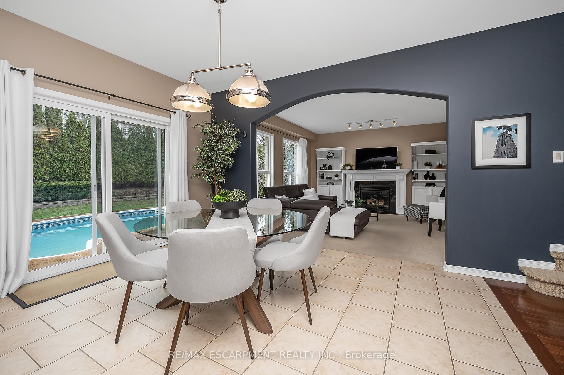Photo 31 of 15 Buerkle Court, Kitchener — HOMEH