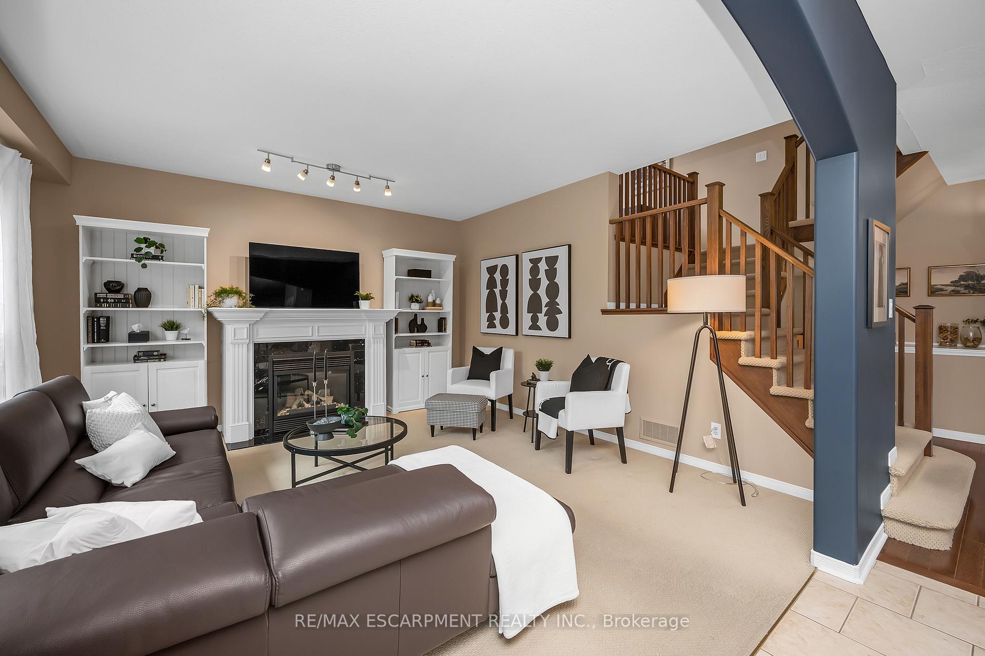 Photo 14 of 15 Buerkle Court, Kitchener — HOMEH