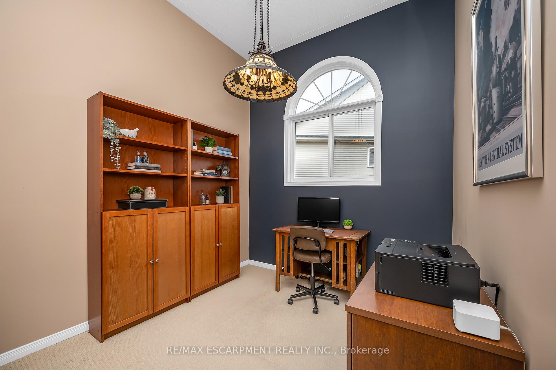 Photo 20 of 15 Buerkle Court, Kitchener — HOMEH