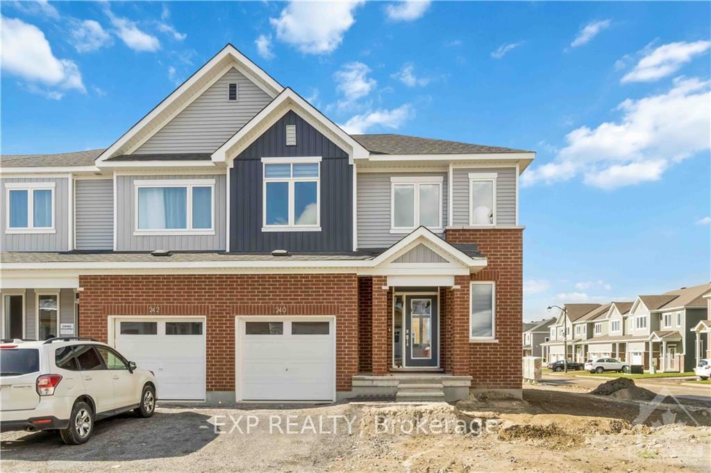 Photo 2 of 240 Surface Lane, Ottawa, Barrhaven - Half Moon Bay — HOMEH