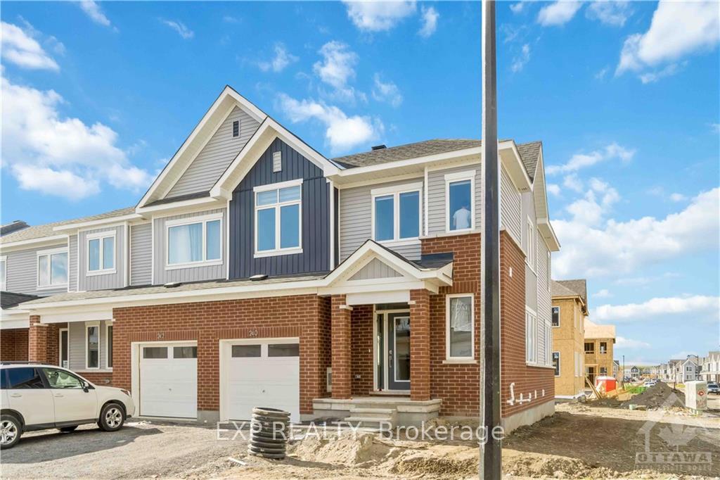 Photo 3 of 240 Surface Lane, Ottawa, Barrhaven - Half Moon Bay — HOMEH