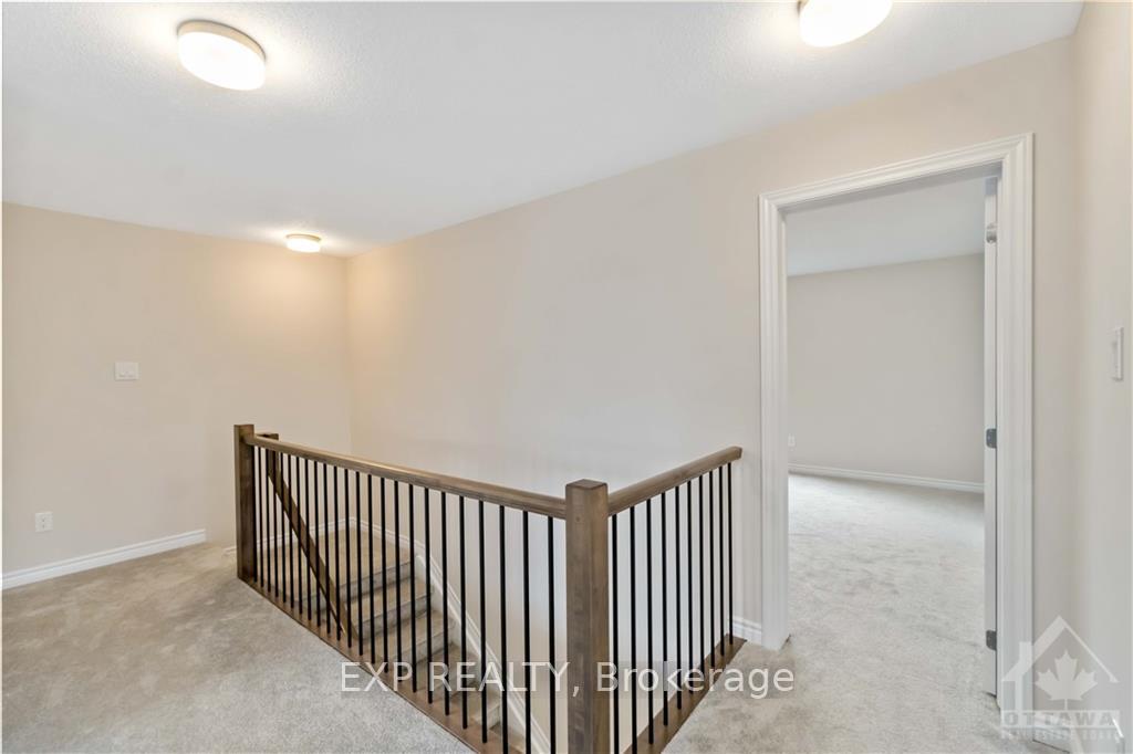 Photo 10 of 240 Surface Lane, Ottawa, Barrhaven - Half Moon Bay — HOMEH
