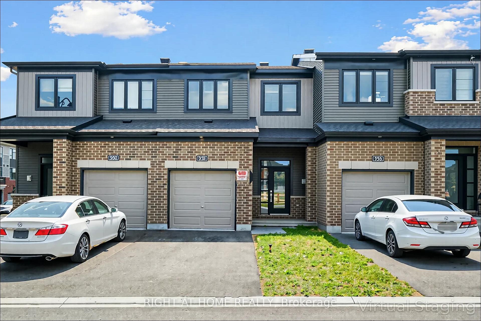 Photo 1 of 958 Athenry Court, Ottawa, Barrhaven - Half Moon Bay — HOMEH