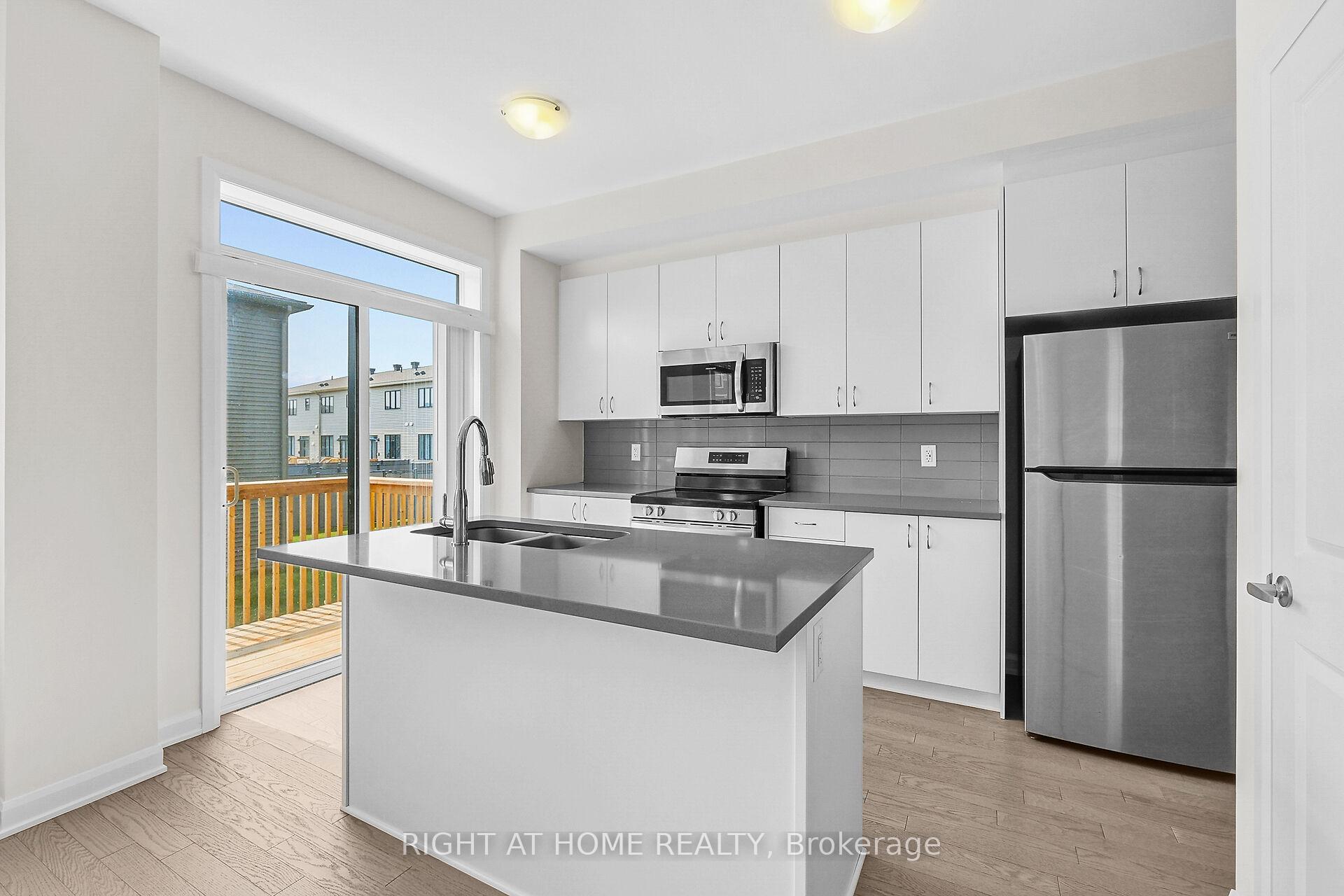 Photo 19 of 958 Athenry Court, Ottawa, Barrhaven - Half Moon Bay — HOMEH