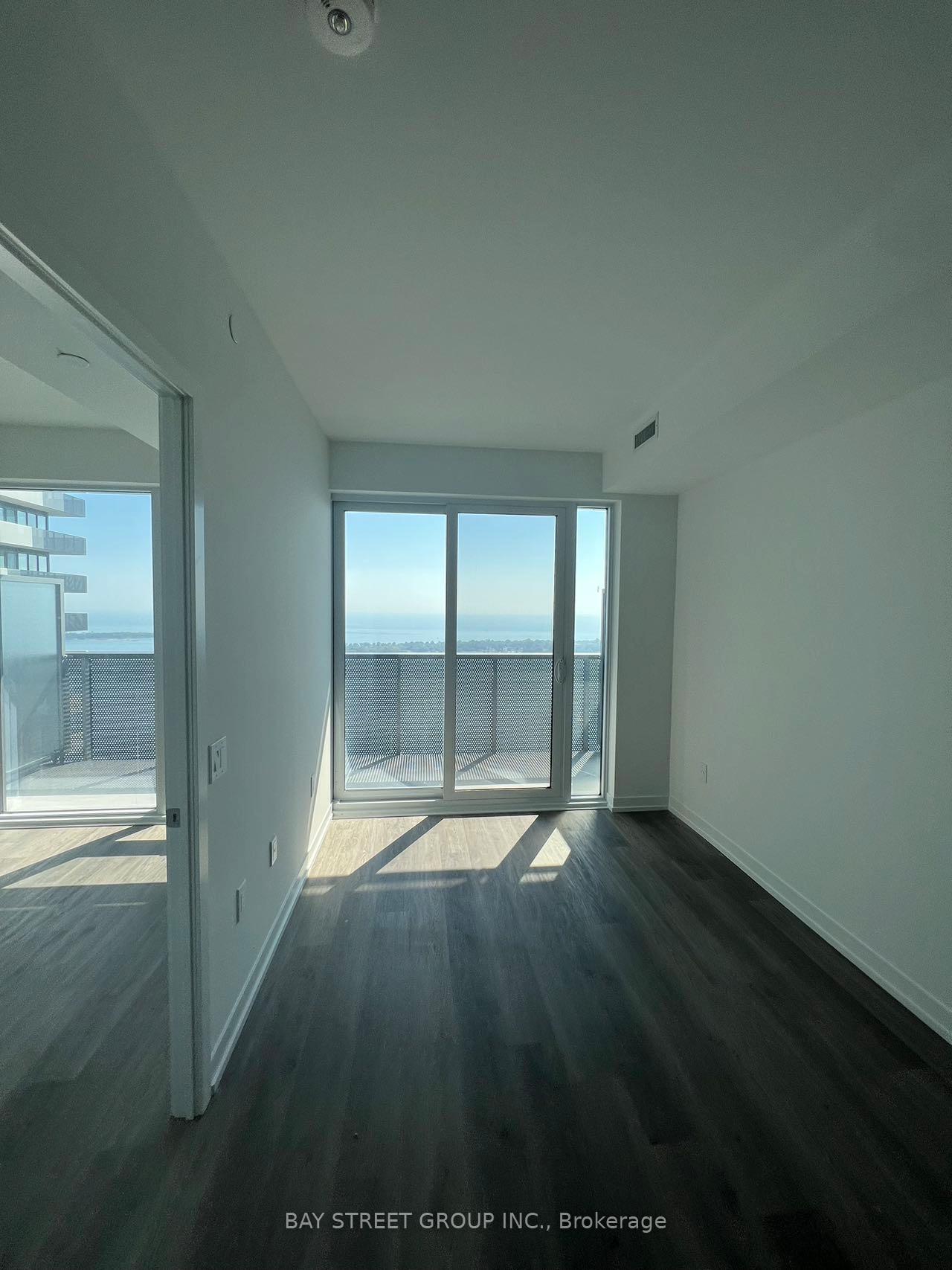 Photo 6 of Unit 7110, 55 Cooper Street, Toronto, Waterfront Communities — HOMEH