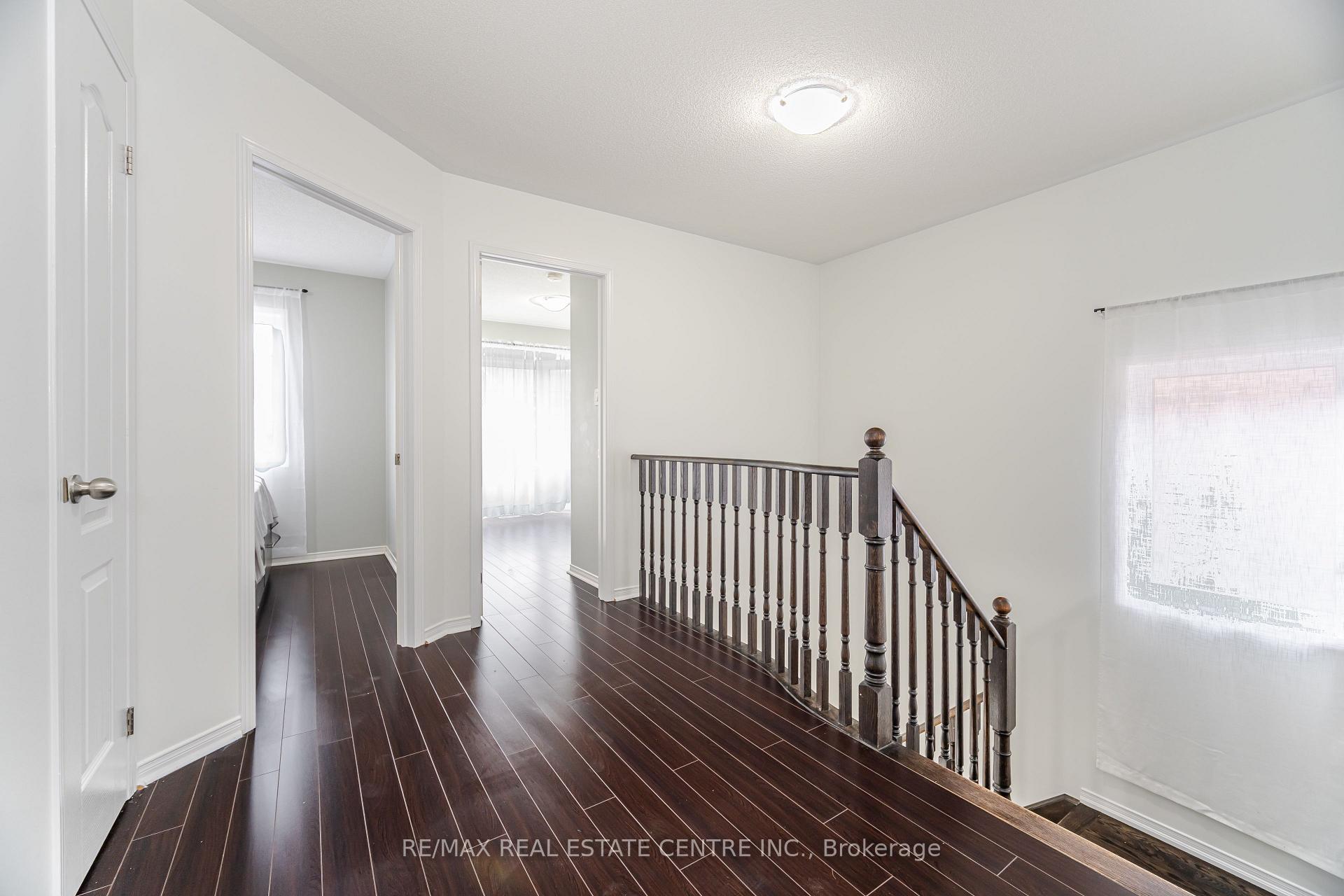 Photo 31 of 13 Loftsmoor Drive, Brampton, Sandringham-Wellington — HOMEH