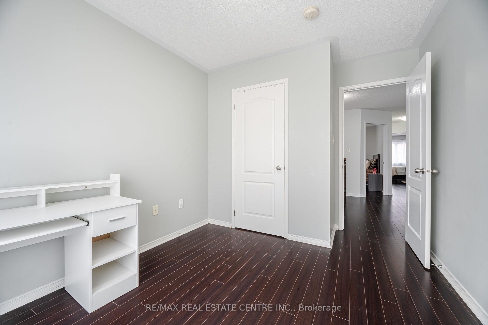 Photo 27 of 13 Loftsmoor Drive, Brampton, Sandringham-Wellington — HOMEH