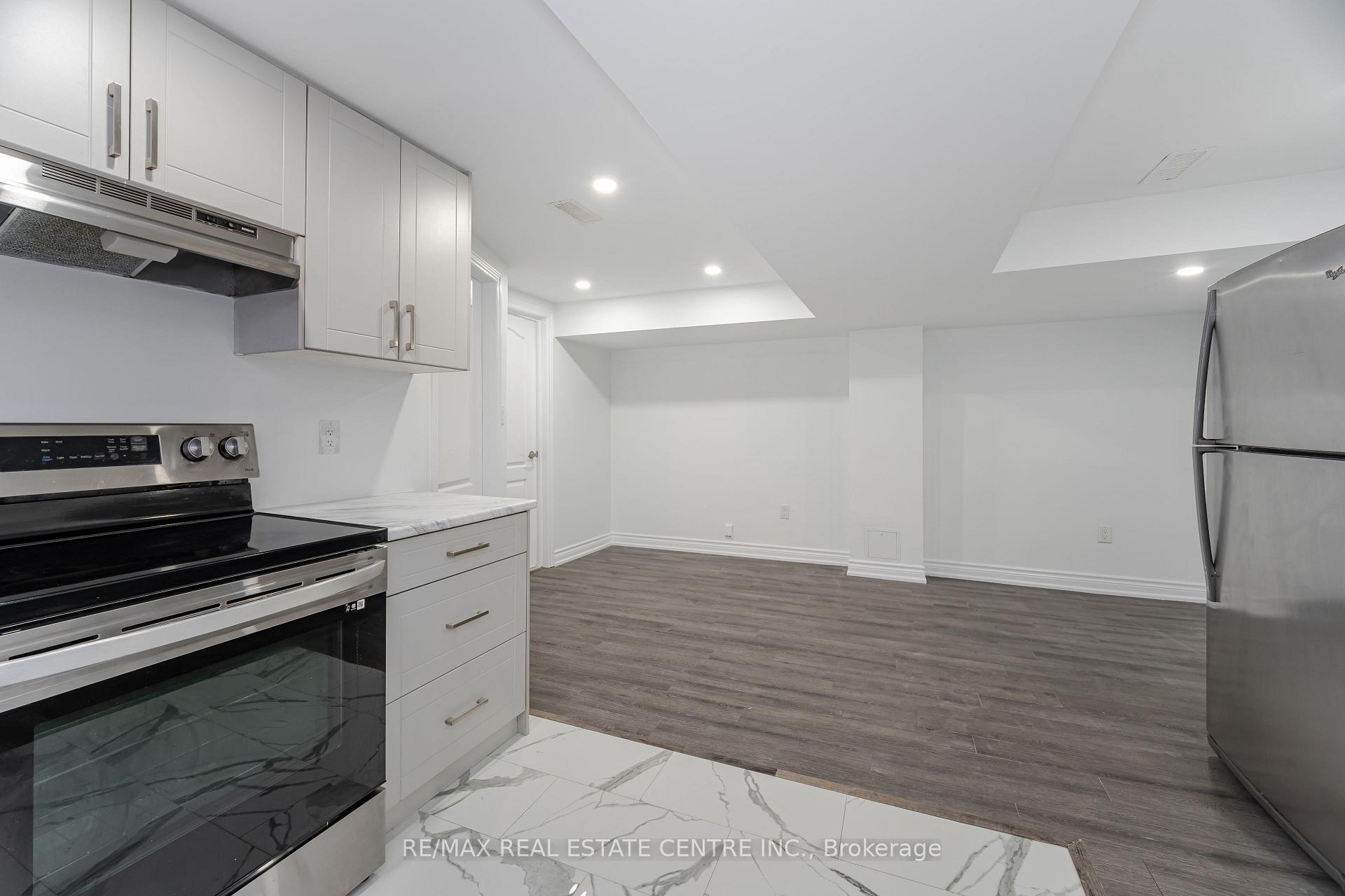 Photo 42 of 13 Loftsmoor Drive, Brampton, Sandringham-Wellington — HOMEH