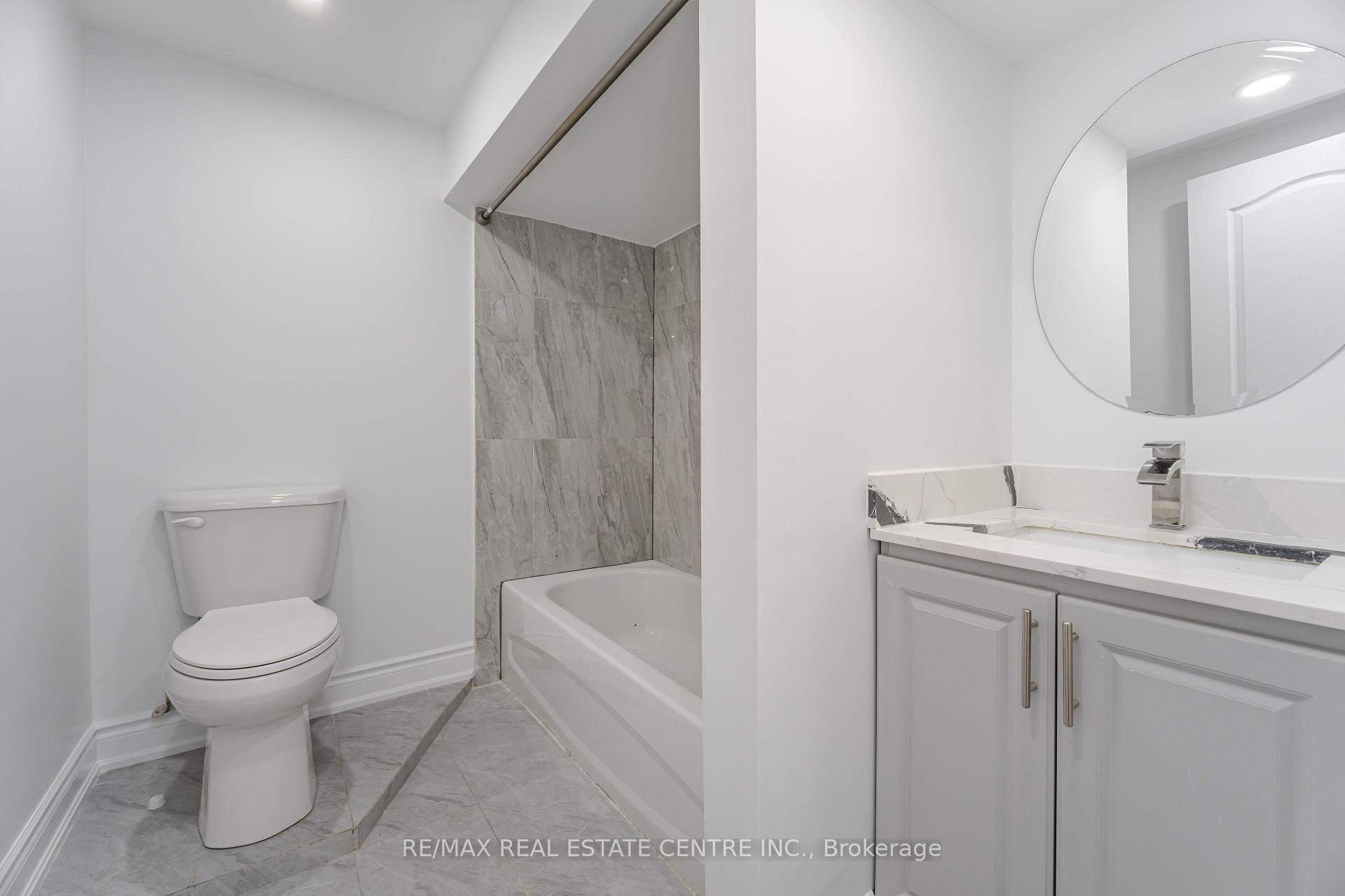 Photo 35 of 13 Loftsmoor Drive, Brampton, Sandringham-Wellington — HOMEH