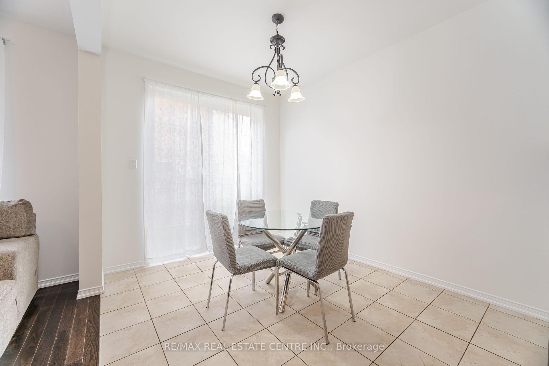 Photo 39 of 13 Loftsmoor Drive, Brampton, Sandringham-Wellington — HOMEH