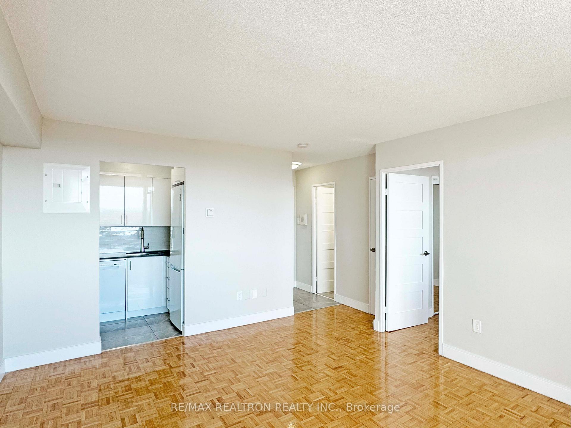 Photo 1 of Unit 2001, 666 Spadina Avenue, Toronto, University — HOMEH