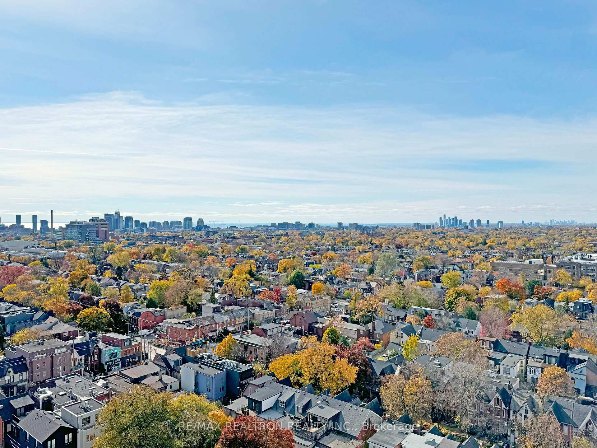 Photo 18 of Unit 2001, 666 Spadina Avenue, Toronto, University — HOMEH