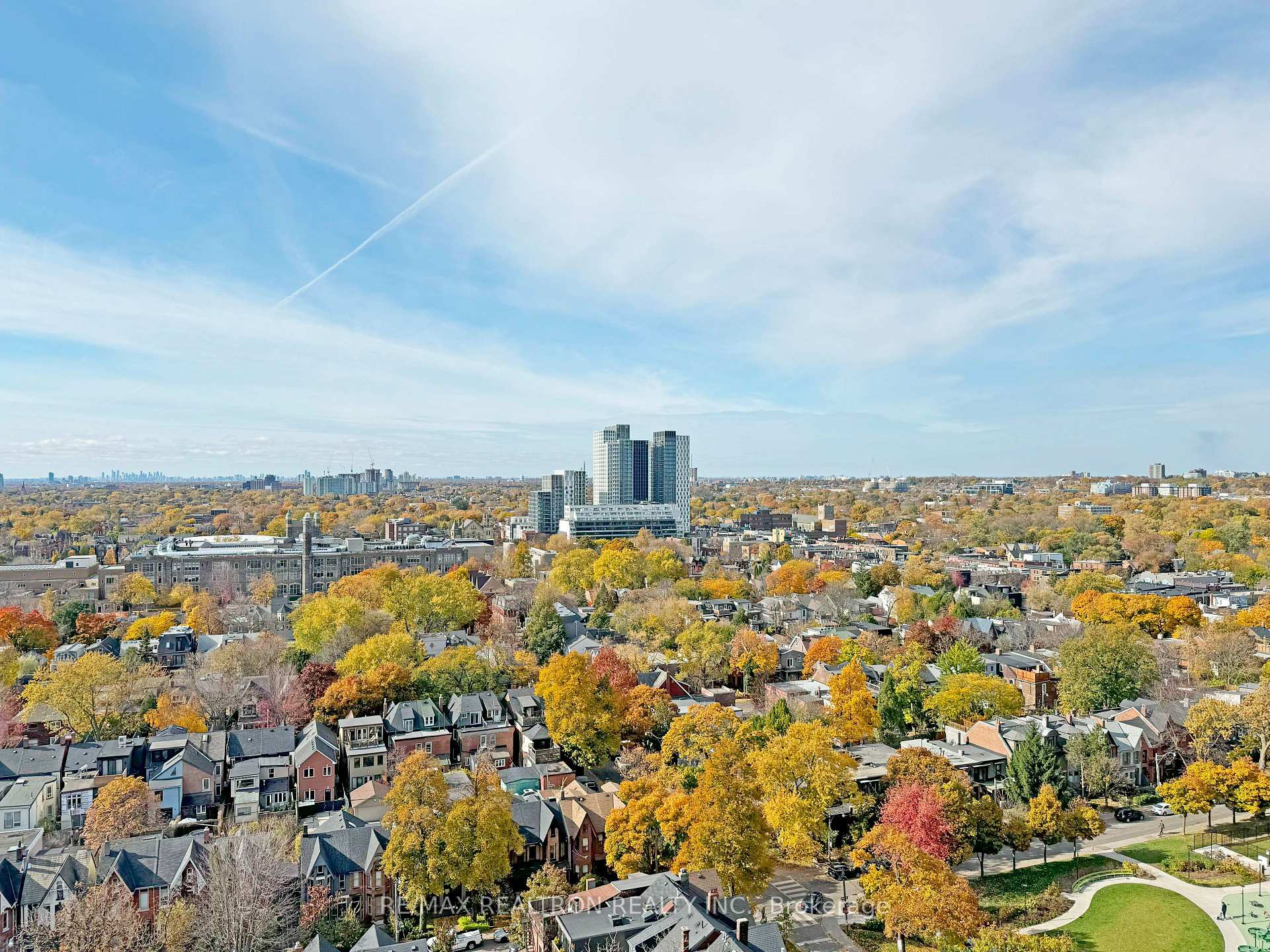 Photo 23 of Unit 2001, 666 Spadina Avenue, Toronto, University — HOMEH