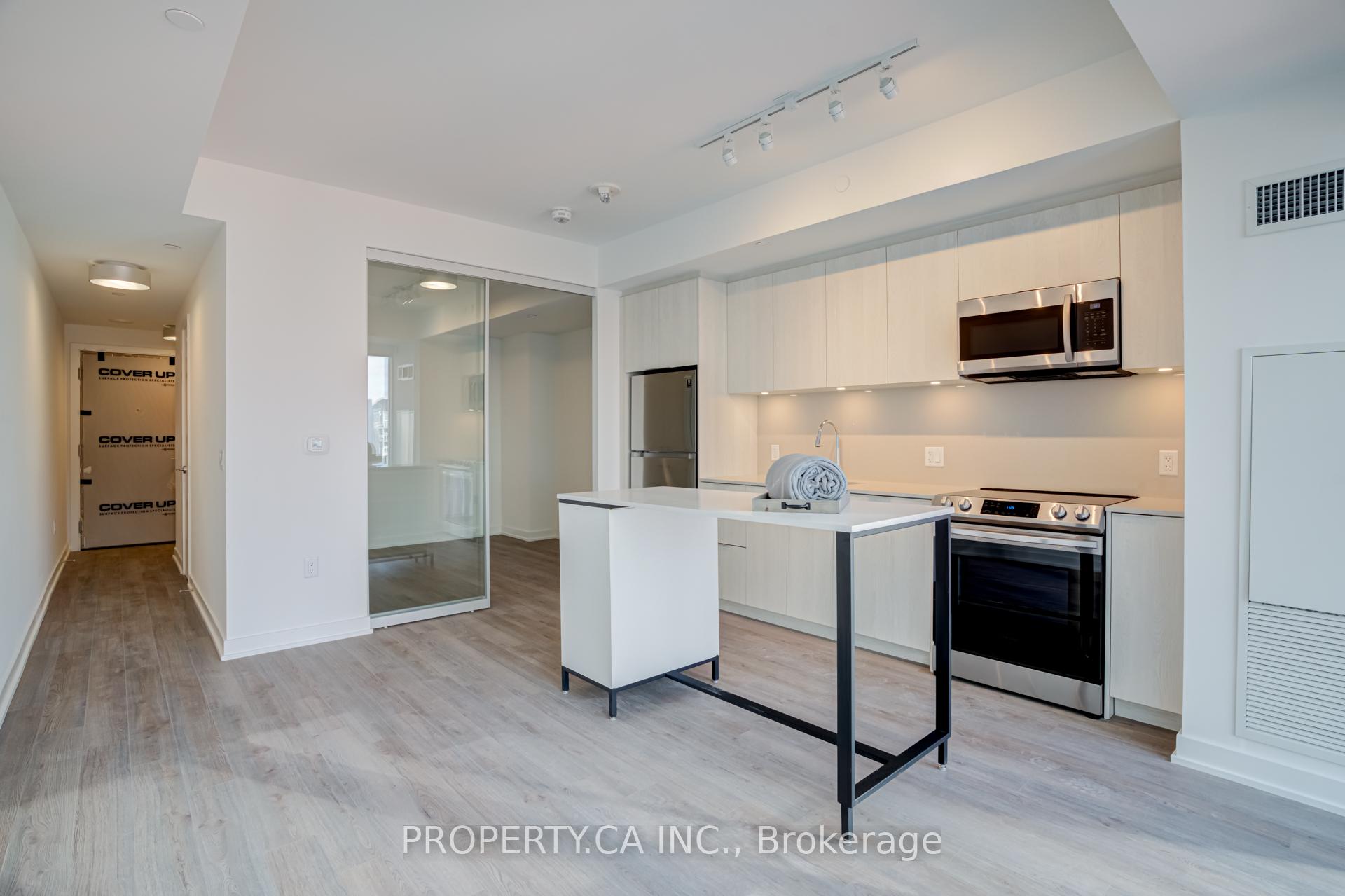 Photo 5 of Unit 801, 357 King Street W, Toronto, Waterfront Communities — HOMEH
