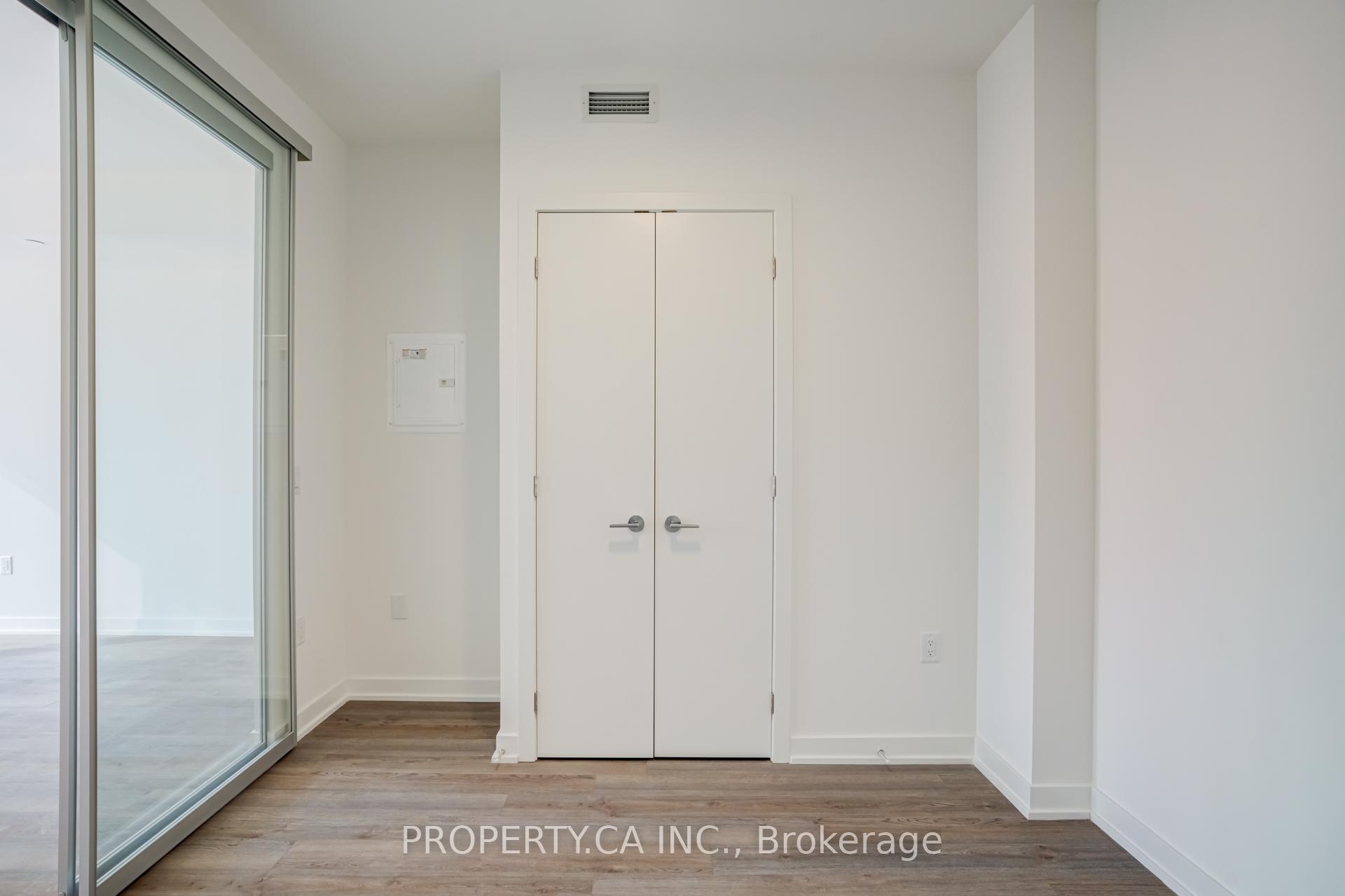 Photo 11 of Unit 801, 357 King Street W, Toronto, Waterfront Communities — HOMEH