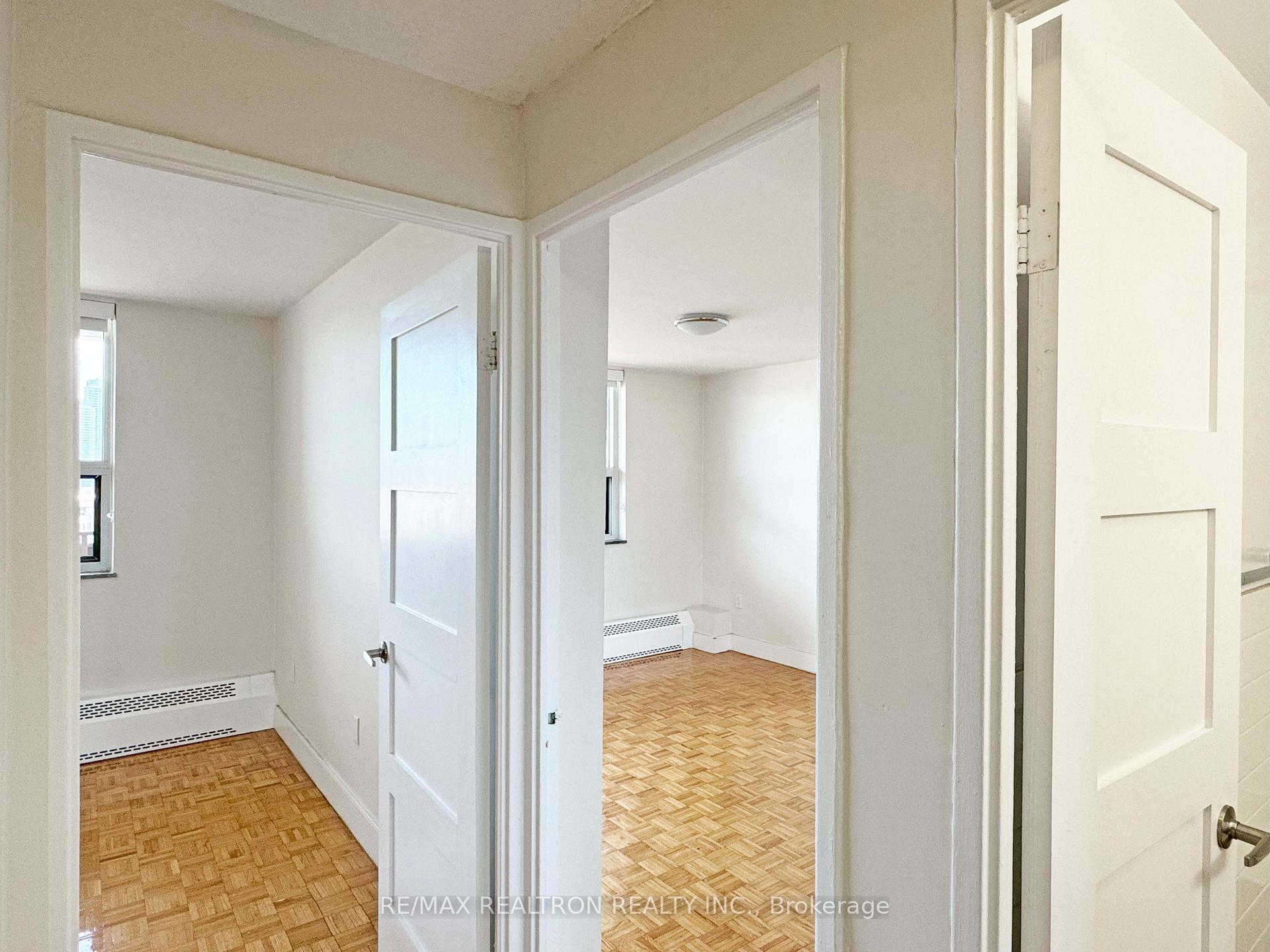 Photo 22 of Unit PH4, 666 Spadina Avenue, Toronto, University — HOMEH
