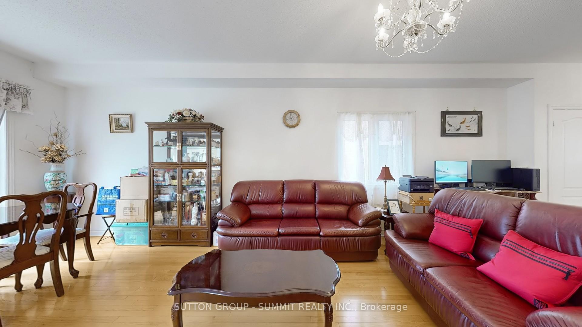 Photo 2 of 93 Moreau Trail, Scarborough, Clairlea-Birchmount — HOMEH