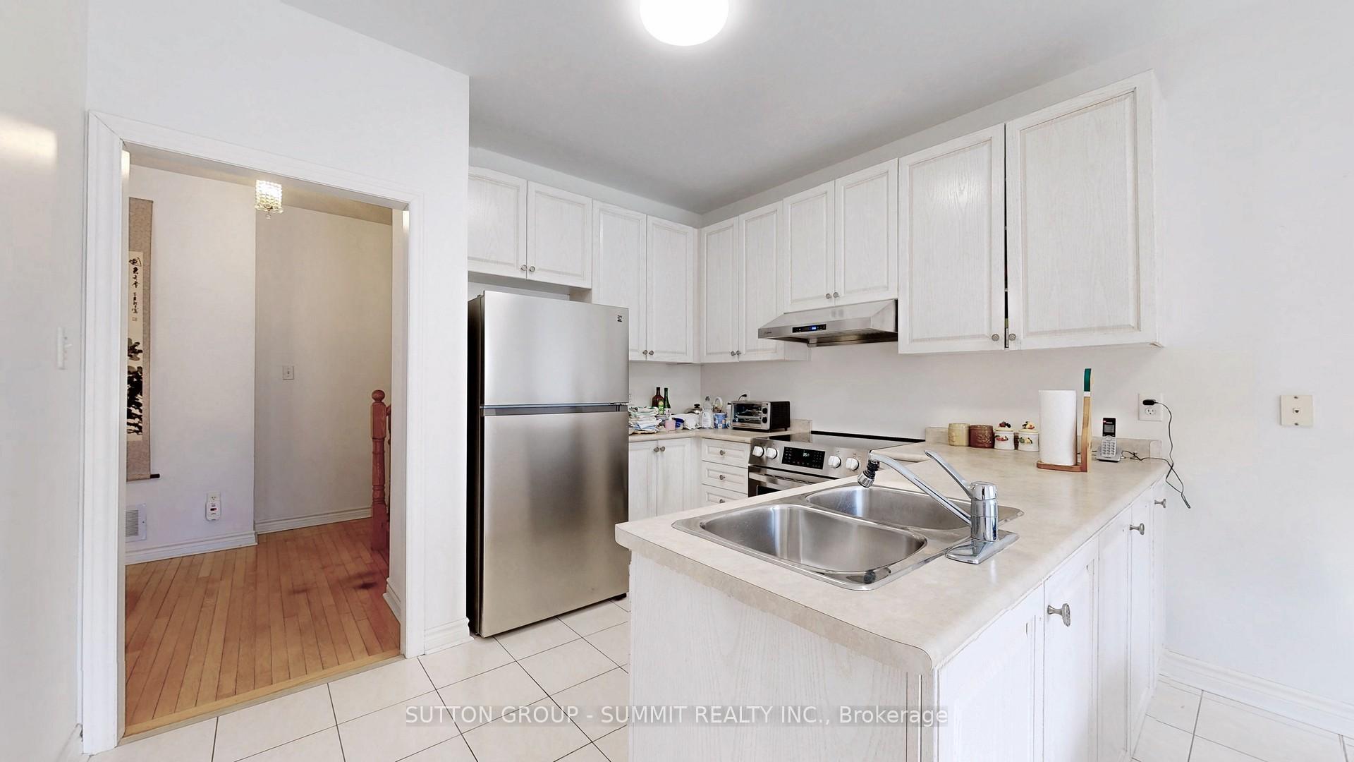 Photo 11 of 93 Moreau Trail, Scarborough, Clairlea-Birchmount — HOMEH