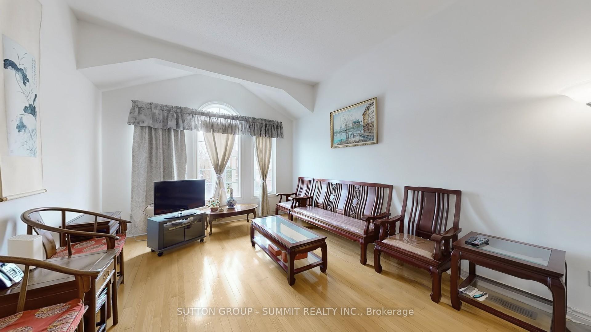 Photo 20 of 93 Moreau Trail, Scarborough, Clairlea-Birchmount — HOMEH