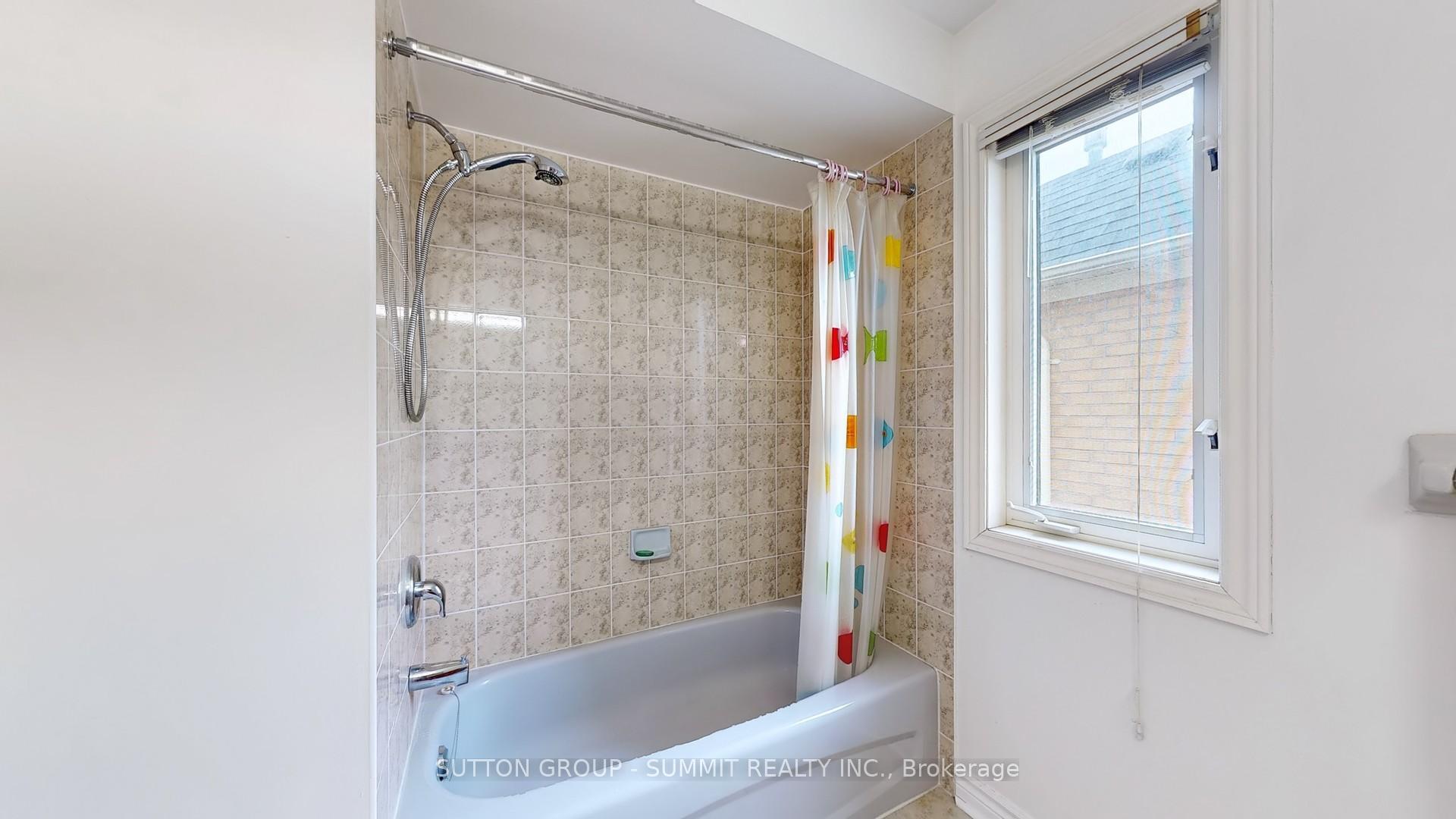 Photo 43 of 93 Moreau Trail, Scarborough, Clairlea-Birchmount — HOMEH