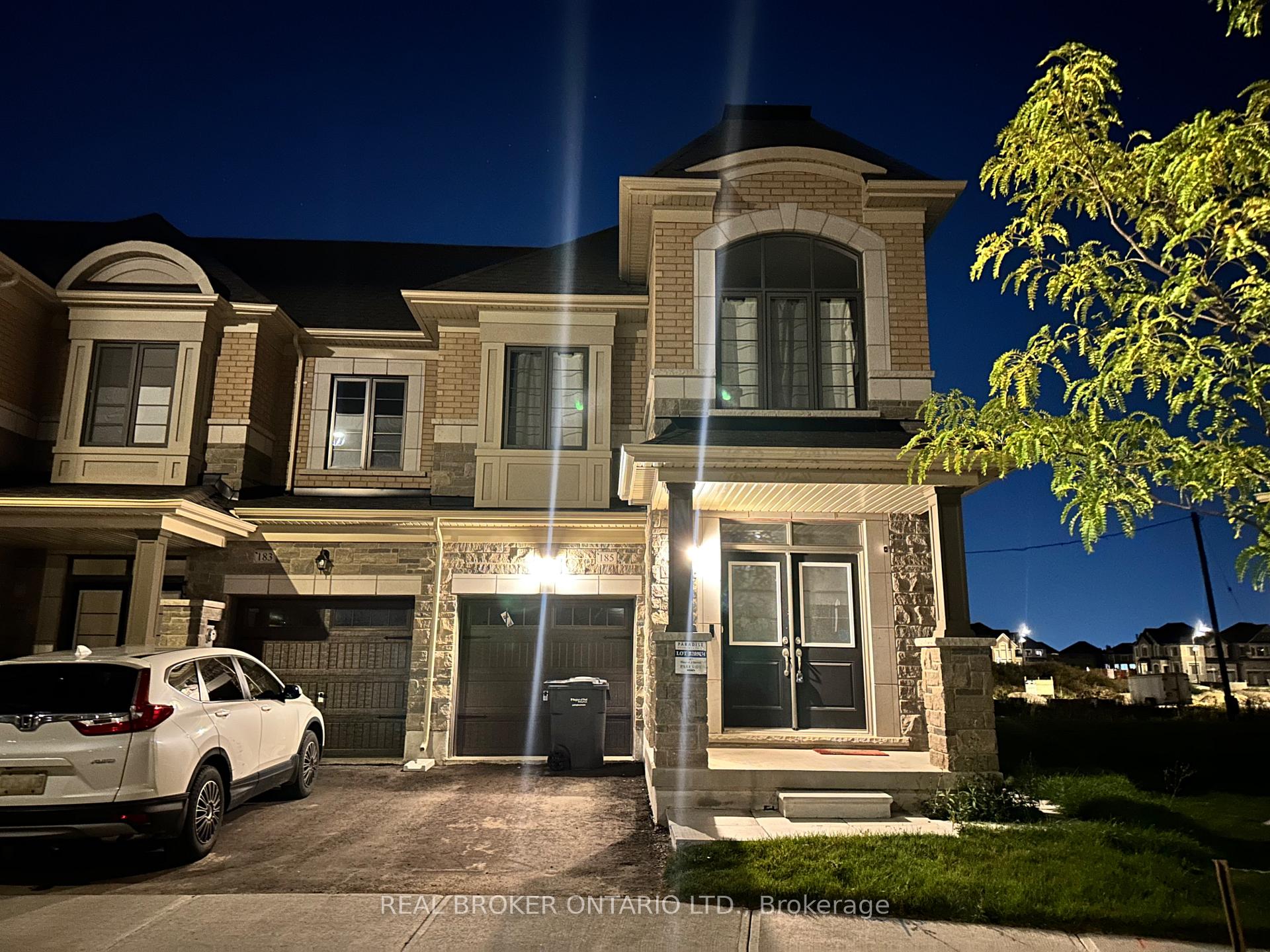 Front of 185 Hayrake Street