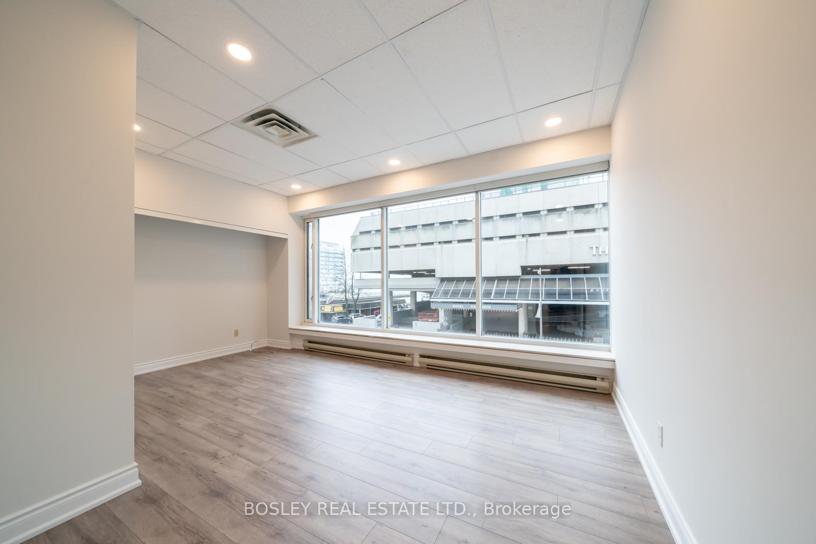 Photo 2 of Unit 201, 10 Queens Quay W, Toronto, Waterfront Communities — HOMEH