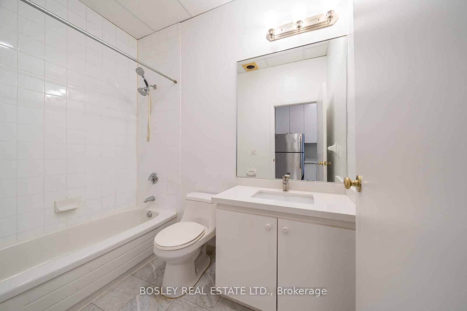 Photo 6 of Unit 201, 10 Queens Quay W, Toronto, Waterfront Communities — HOMEH