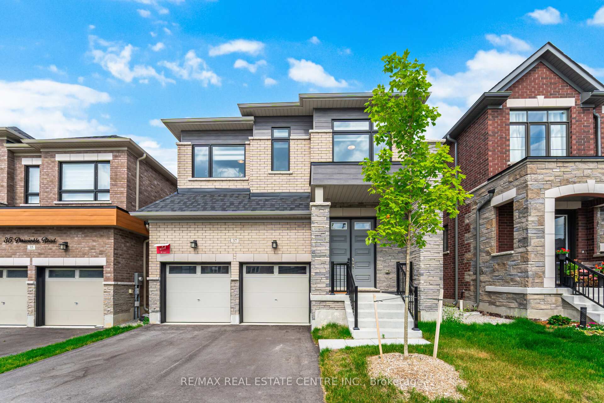 Front of 37 Periwinkle Road