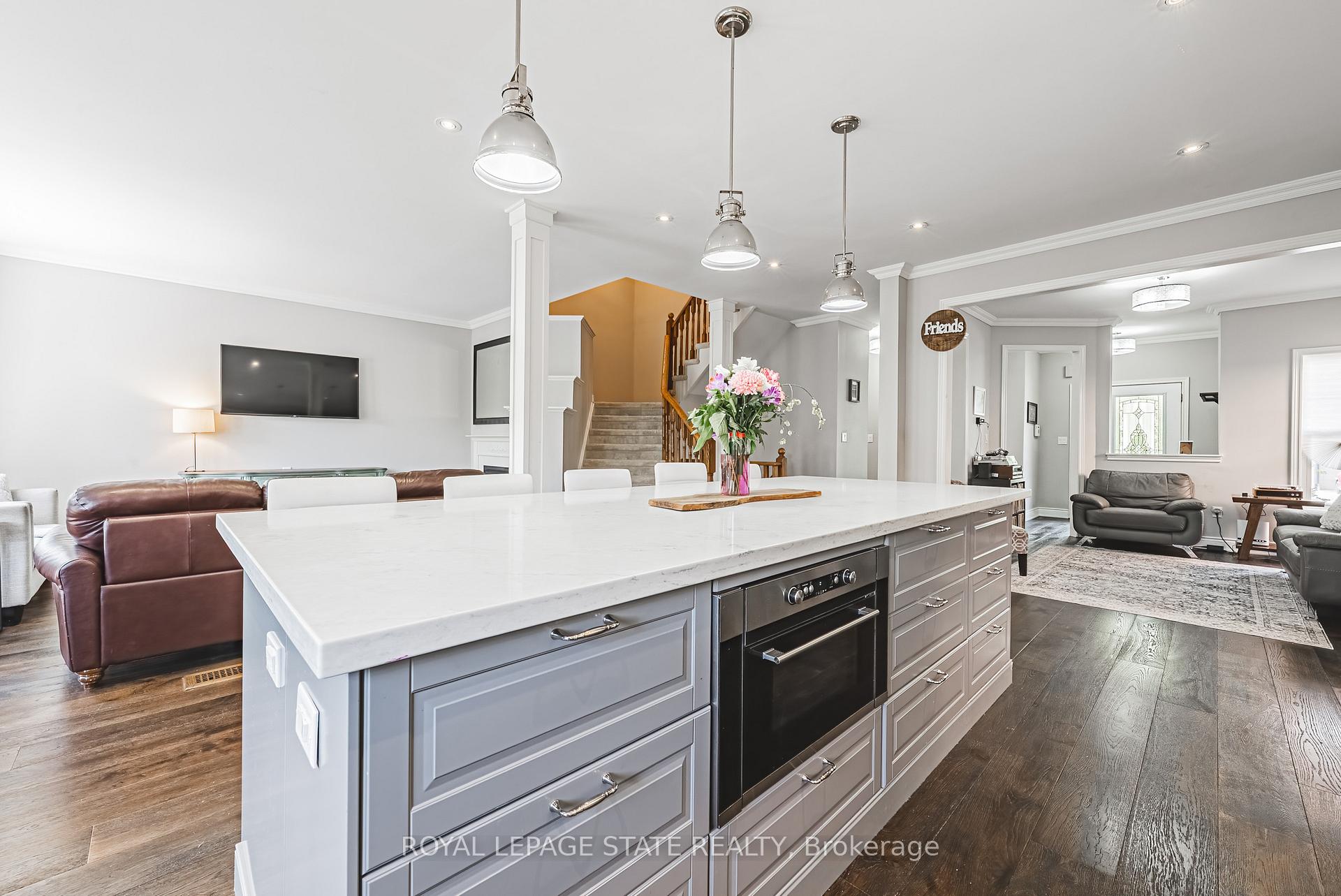Photo 35 of 19 Gwyn Court, Hamilton, Dundas — HOMEH