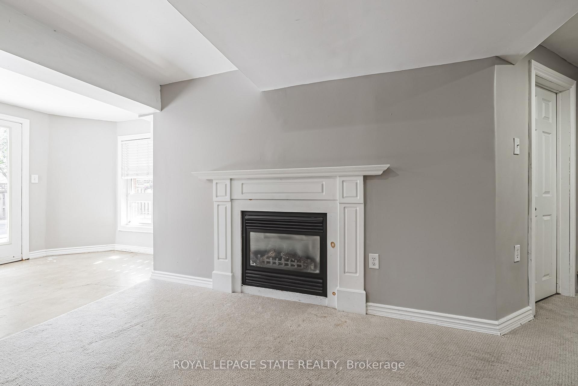 Photo 25 of 19 Gwyn Court, Hamilton, Dundas — HOMEH