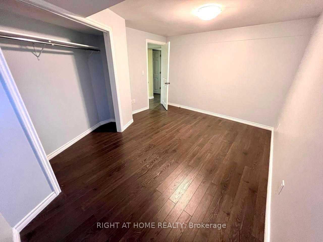 Photo 10 of 54 Limeridge (Basement) Street, Aurora, Bayview Wellington — HOMEH