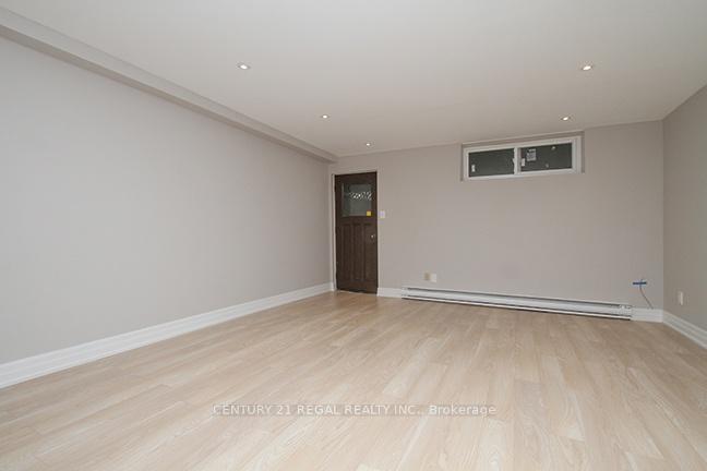 Photo 9 of 73 Osborne Avenue, Toronto, East End-Danforth — HOMEH