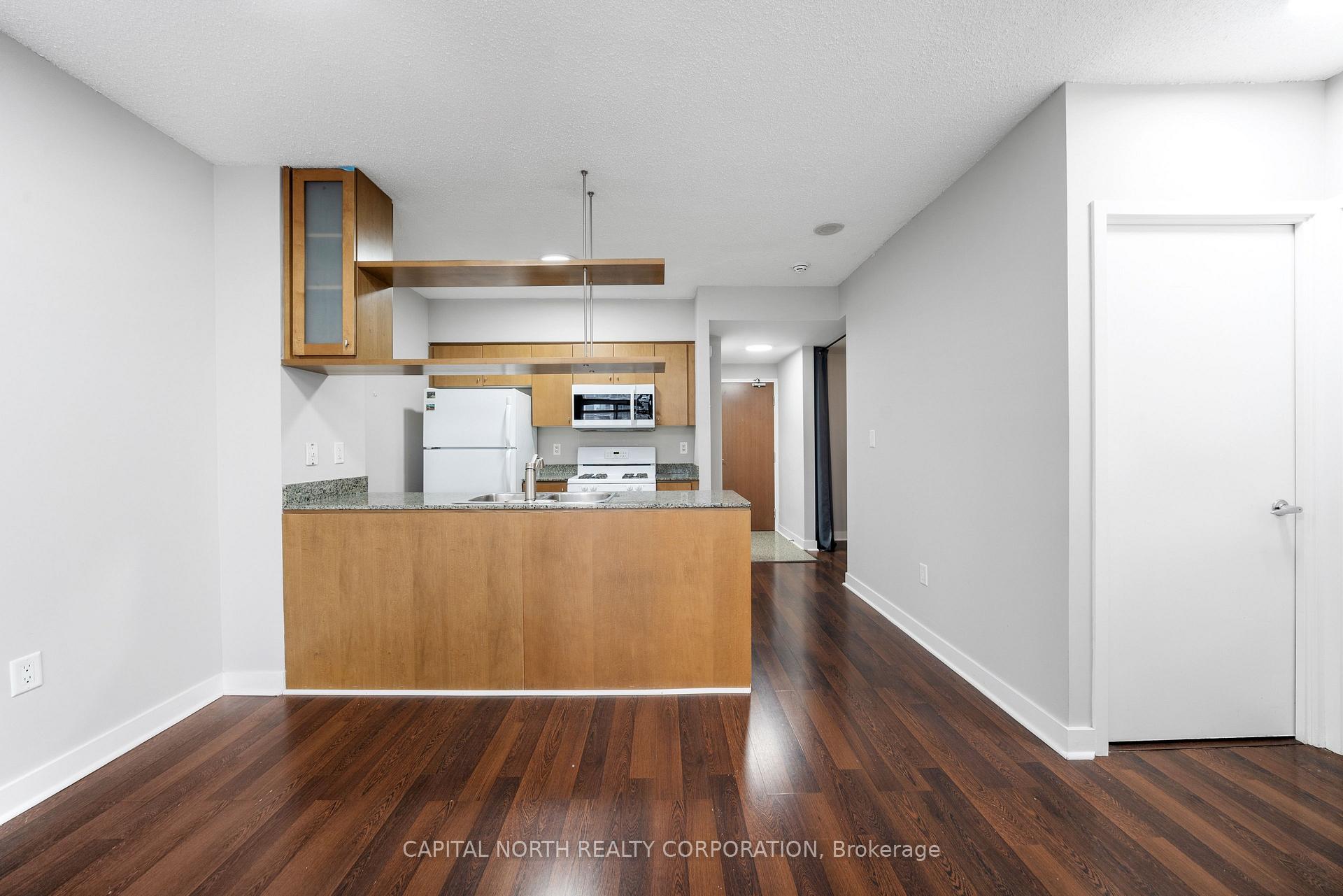 Photo 5 of Unit 3001, 35 Mariner Terrace, Toronto, Waterfront Communities — HOMEH