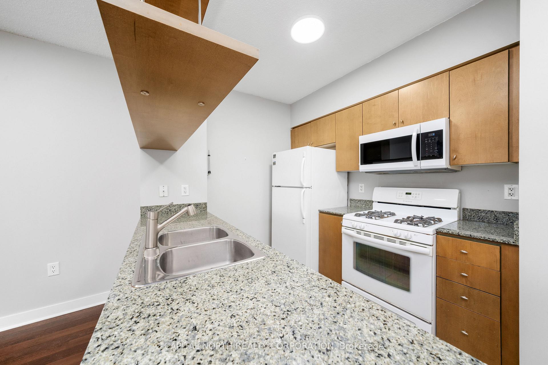 Photo 14 of Unit 3001, 35 Mariner Terrace, Toronto, Waterfront Communities — HOMEH