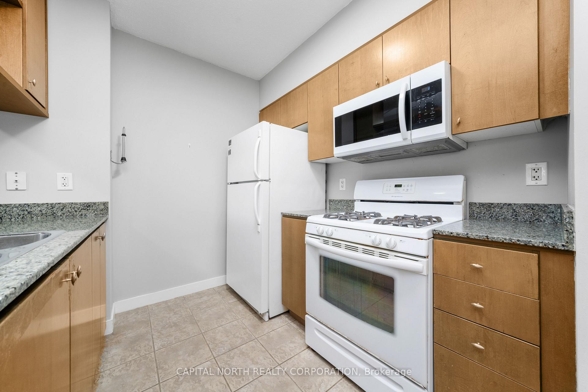 Photo 12 of Unit 3001, 35 Mariner Terrace, Toronto, Waterfront Communities — HOMEH